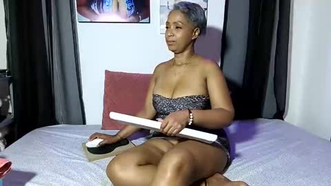 Skarlleth online show from 10/10/25, 01:48