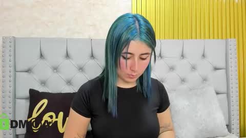 Skarlet online show from 11/11/25, 05:46