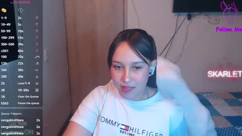 Snapshot of skarlet_adams chatting on 10/23/25, 08:51 Alice online show from 10/23/25, 08:51