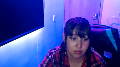 Snapshot of skarlet_adams chatting on 05/05/26, 05:10 Alice online show from 05/05/26, 05:10