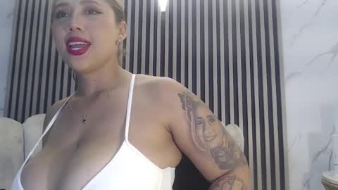 Skarleth villa online show from 09/30/25, 12:48