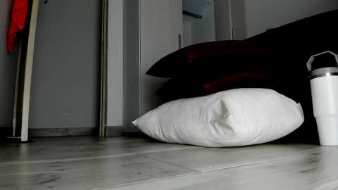 Skarlet online show from 12/03/25, 02:52