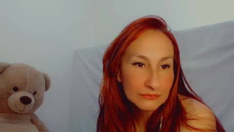 Snapshot of skarlett2072 chatting on 01/20/25, 12:49 Arlett online show from 01/20/25, 12:49