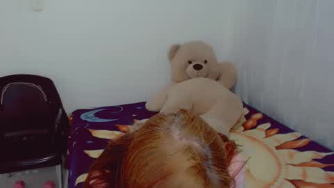 Snapshot of skarlett2072 chatting on 10/11/25, 05:28 Arlett online show from 10/11/25, 05:28