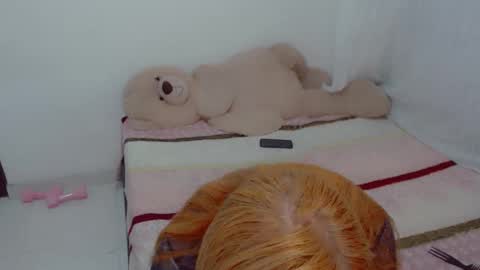 Snapshot of skarlett2072 chatting on 11/28/25, 12:57 Arlett online show from 11/28/25, 12:57