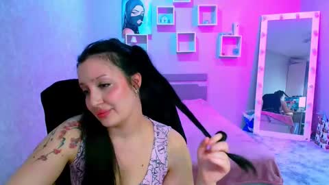 Skarlett Monliss online show from 04/18/26, 07:58