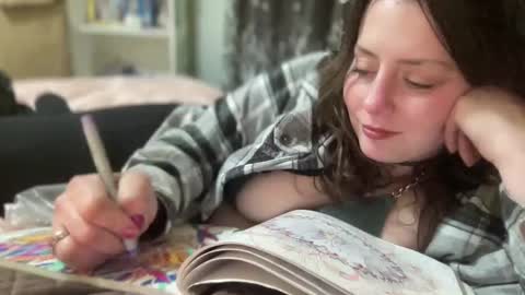 Snapshot of skarlettrose911 chatting on 12/19/24, 11:07 Skarlett Rose online show from 12/19/24, 11:07