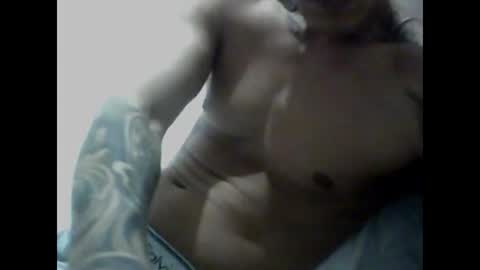 Snapshot of skater19xxx chatting on 01/25/25, 11:11 miguel online show from 01/25/25, 11:11