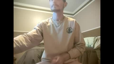 Snapshot of skater_v2 chatting on 12/12/24, 11:58 Christopher online show from 12/12/24, 11:58