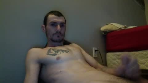 Snapshot of skaterpunk_1992 chatting on 07/17/26, 10:00 skaterpunk_1992 online show from 07/17/26, 10:00