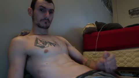 Snapshot of skaterpunk_1992 chatting on 07/19/26, 11:47 skaterpunk_1992 online show from 07/19/26, 11:47