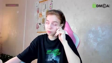 Emily online show from 11/21/25, 01:15