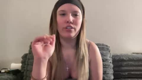 skiimaskabby online show from 02/23/26, 04:43