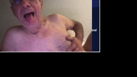 Snapshot of skima48 chatting on 12/19/24, 08:13 skima48 online show from 12/19/24, 08:13