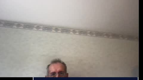 Snapshot of skima48 chatting on 09/29/25, 09:47 skima48 online show from 09/29/25, 09:47