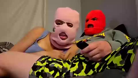 skimaskcouple89108 online show from 10/14/25, 03:51