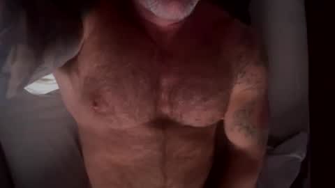 Snapshot of skimaskedbeef chatting on 12/02/24, 09:24 BEEF online show from 12/02/24, 09:24