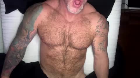 Snapshot of skimaskedbeef chatting on 01/10/25, 09:34 BEEF online show from 01/10/25, 09:34