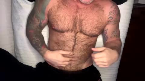 Snapshot of skimaskedbeef chatting on 01/19/25, 09:55 BEEF online show from 01/19/25, 09:55