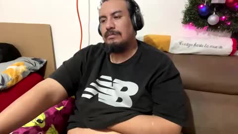 Elias online show from 12/30/24, 03:03