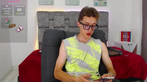 Snapshot of skinny_bigcock20 chatting on 03/02/26, 10:05 skinny_bigcock20 online show from 03/02/26, 10:05