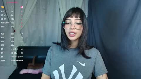 Emily Rojas online show from 05/21/26, 09:00