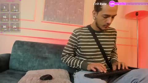 Snapshot of skinny_mac_ chatting on 06/16/26, 01:03 Mac online show from 06/16/26, 01:03