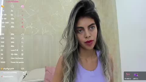 Snapshot of skinny_noa chatting on 02/13/25, 02:52 Noa online show from 02/13/25, 02:52