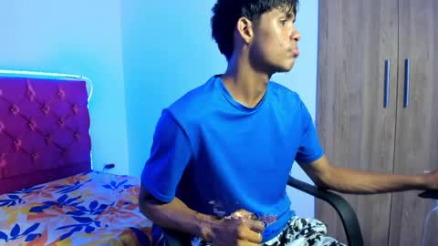 sam online show from 04/10/26, 02:50