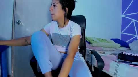 anai online show from 11/11/25, 01:33