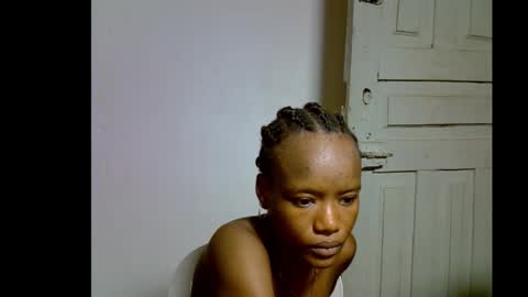 Linda independent model online show from 01/15/26, 07:28