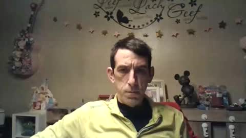 Snapshot of skinnybigcock2 chatting on 02/02/26, 02:43 SkinnyBigCock2 online show from 02/02/26, 02:43