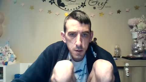 Snapshot of skinnybigcock2 chatting on 03/22/26, 06:06 SkinnyBigCock2 online show from 03/22/26, 06:06