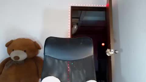 jesica online show from 04/16/26, 06:03