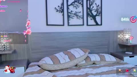 Snapshot of skinnyfoxyy chatting on 12/21/24, 01:04 Foxy online show from 12/21/24, 01:04