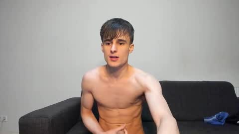 skinnyguywithbigd online show from 12/25/24, 05:48