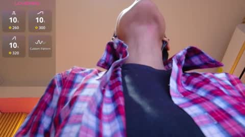 Karla  online show from 11/04/25, 02:54