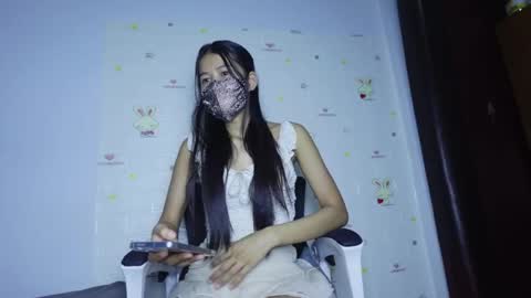 skinnythai4u online show from 04/27/26, 12:47