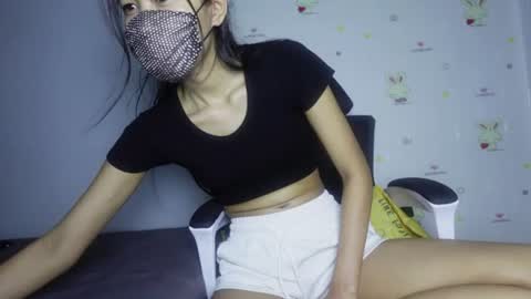 Snapshot of skinnythai4u chatting on 06/12/26, 12:15 skinnythai4u online show from 06/12/26, 12:15