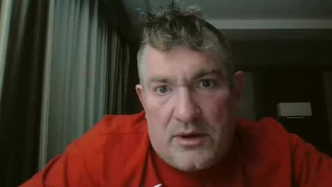 Snapshot of skinsmontana chatting on 03/18/26, 11:41 skinsmontana online show from 03/18/26, 11:41