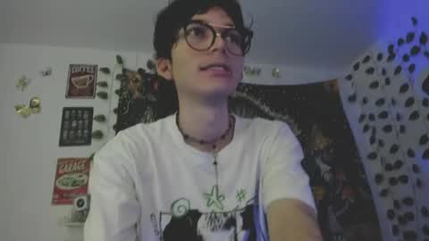 skiny_dann online show from 04/21/26, 02:51