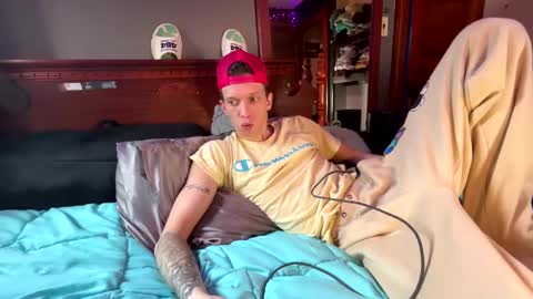 Skittles online show from 02/19/25, 06:32