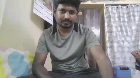 Snapshot of sklavepappu143 chatting on 05/22/26, 10:10 Indianslut1431 online show from 05/22/26, 10:10