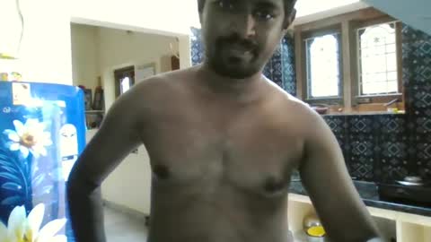 Snapshot of sklavepappu143 chatting on 06/16/26, 05:32 Indianslut1431 online show from 06/16/26, 05:32