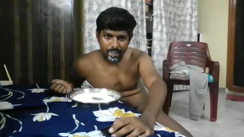 Snapshot of sklavepappu143 chatting on 06/18/26, 09:14 Indianslut1431 online show from 06/18/26, 09:14