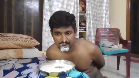 Snapshot of sklavepappu143 chatting on 07/20/26, 08:50 Indianslut1431 online show from 07/20/26, 08:50