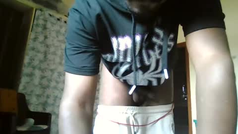 Snapshot of sklavepappu143 chatting on 07/26/26, 09:27 Indianslut1431 online show from 07/26/26, 09:27
