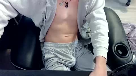 skrogdog online show from 04/20/26, 05:05