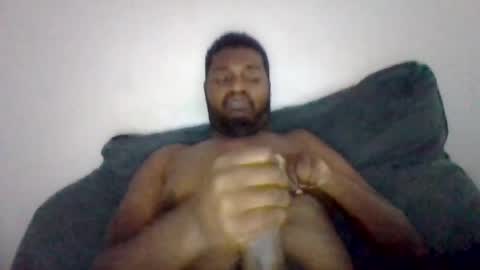 Snapshot of skulldaddy1 chatting on 08/06/26, 11:23 skulldaddy1 online show from 08/06/26, 11:23