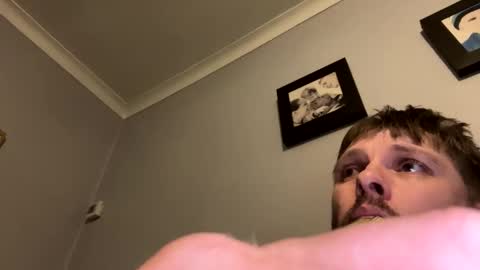 skuzzy25 online show from 03/10/25, 03:45